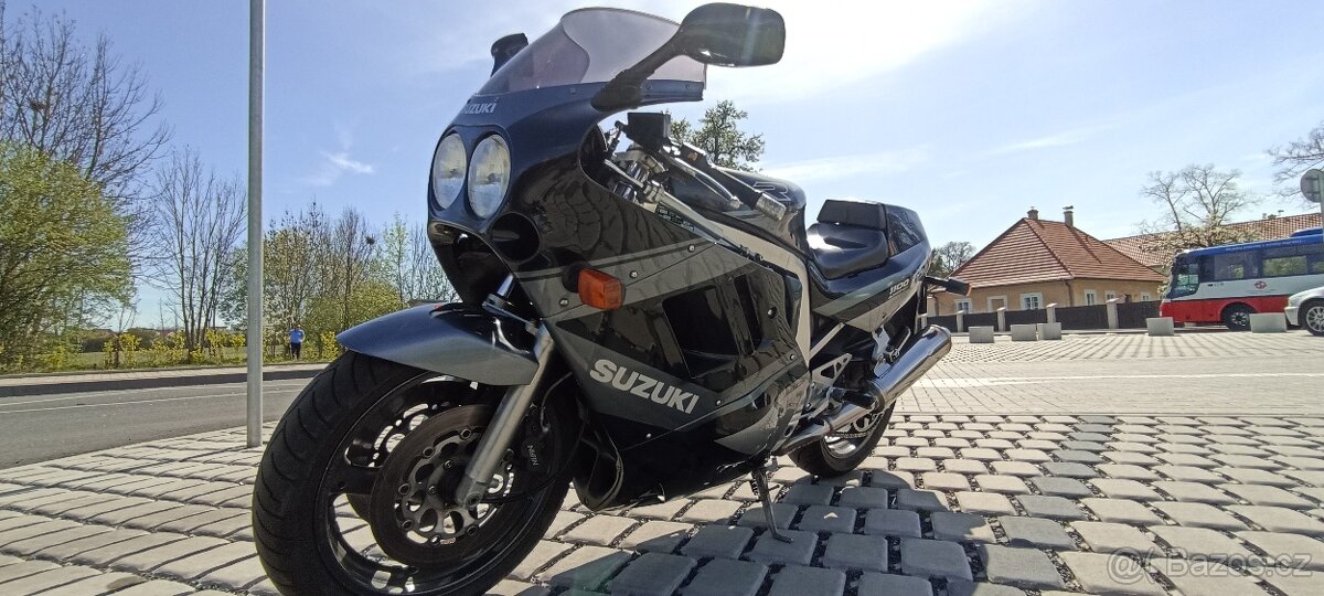 Suzuki GSX-R 1100 1989 VÝMĚNA