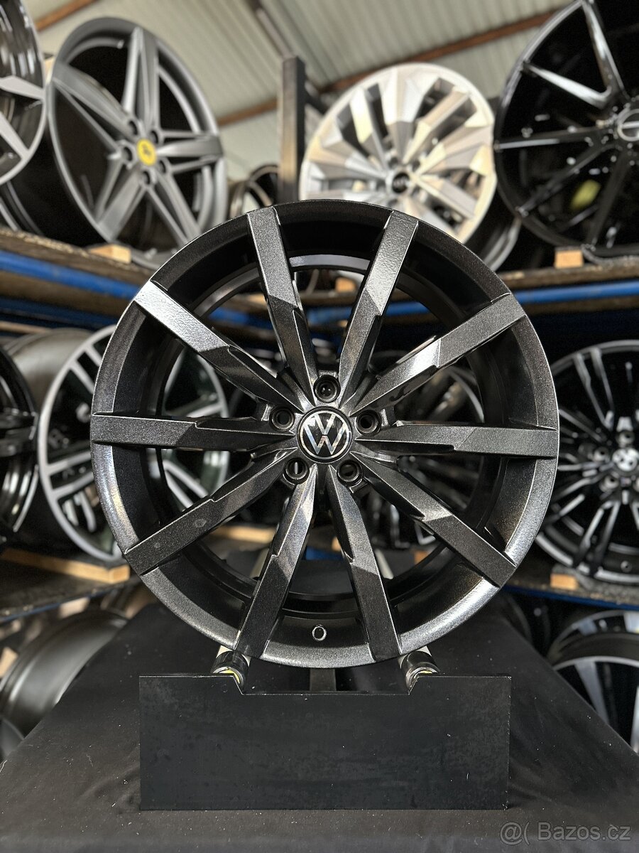 Volkswagen pro modely Passat B8, Beetle orig. ALU disky