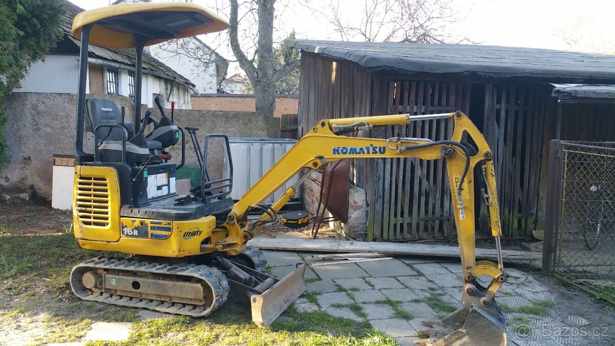 Komatsu PC 16 R