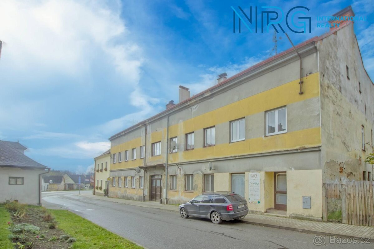 Činžovní dům o 11 bytech a jedné nebytové jednotky