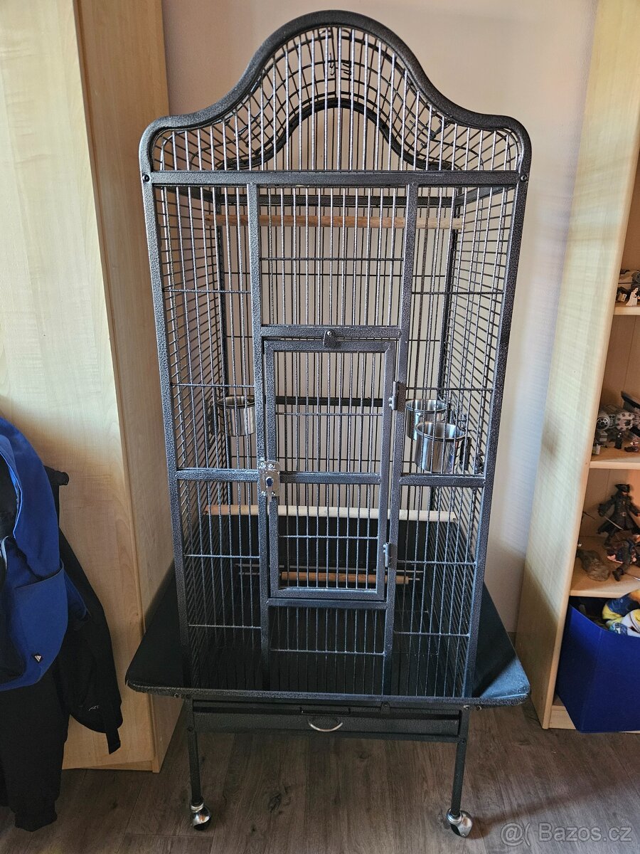 Klec pro papoušky