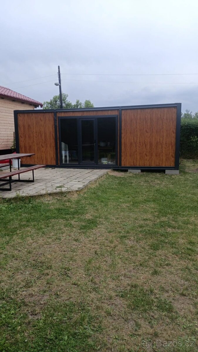 Obytný kontejner 3x6m.