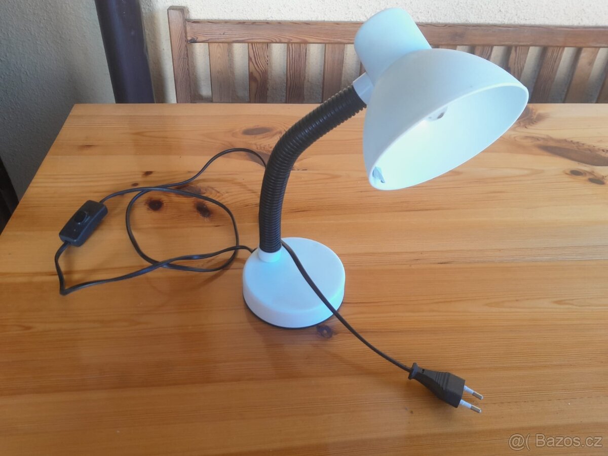Stolní lampička 230V