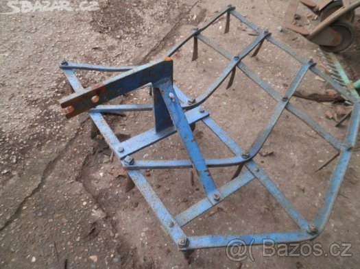 Prodám bránu předělanou k malotraktorům tera vari 85x80 mas