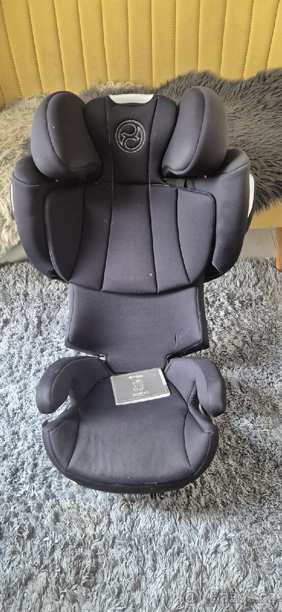 Prodam autosedačku  Cybex solution Q-Fix