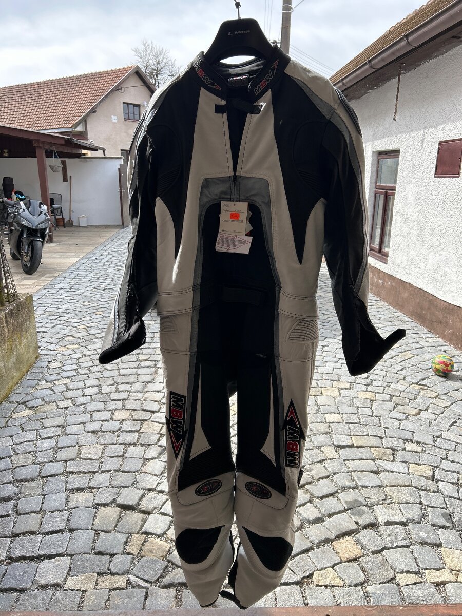 Dvoudílná kombinéza MBW