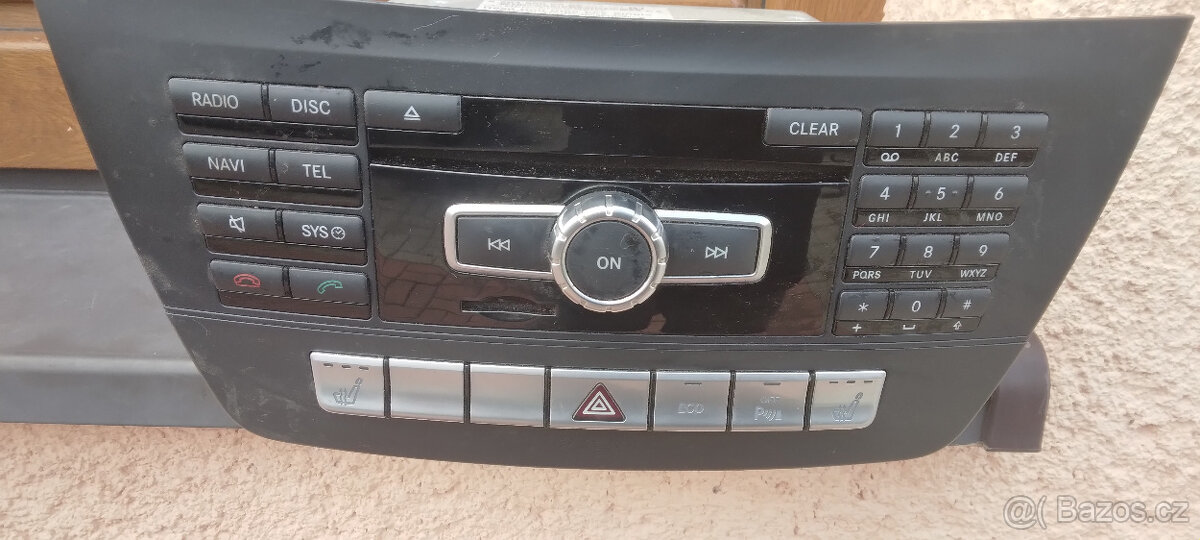 MERCEDES BENZ C S204, W204 ORIG. RÁDIO S NAVIGACÍ APOD.