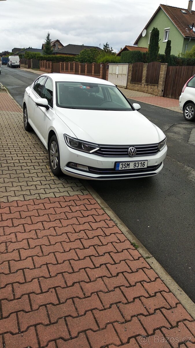 VW PASSAT 2015 (SEDAN)