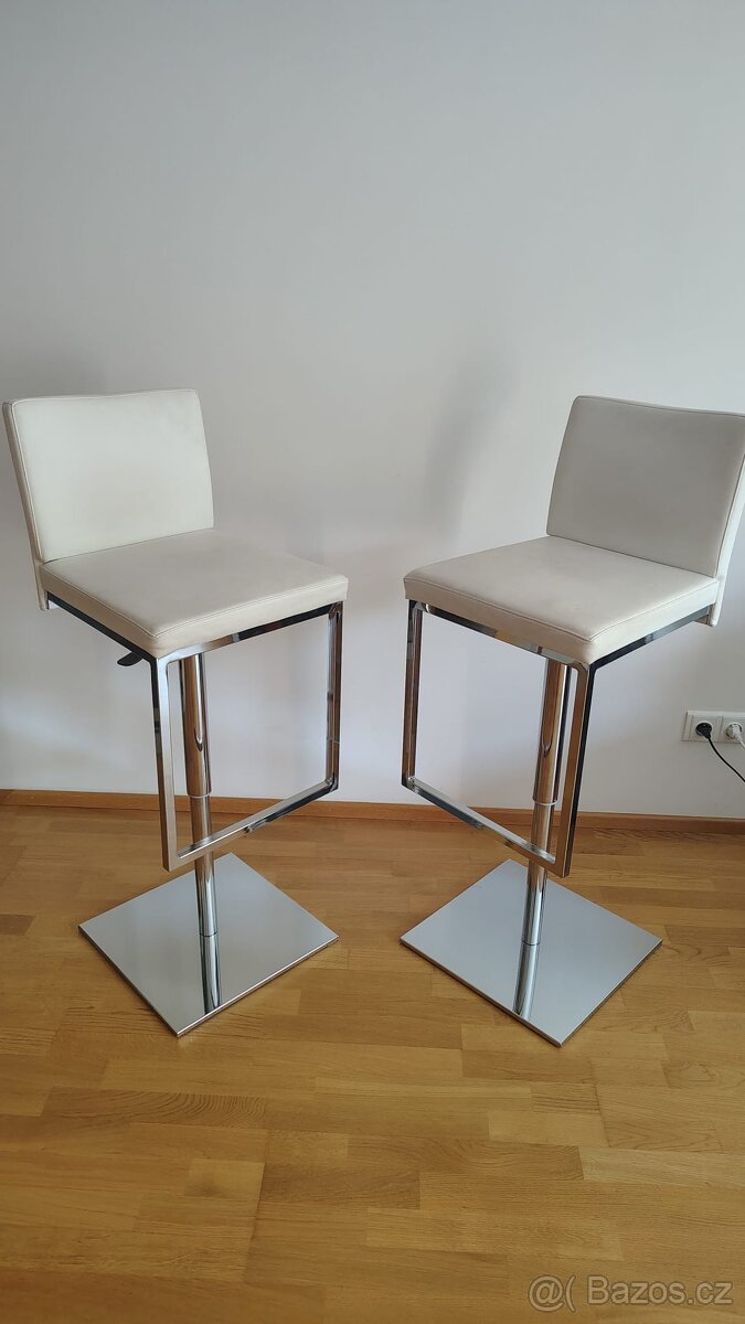 2x barová stolička nerez a bílá kůže