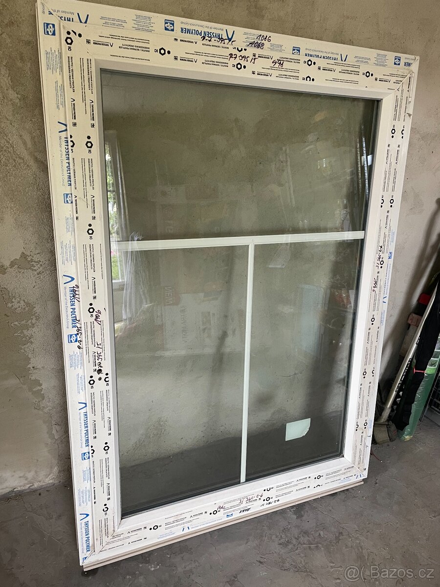 Prodám plastové okno 108x149 jednokřídlé 2x