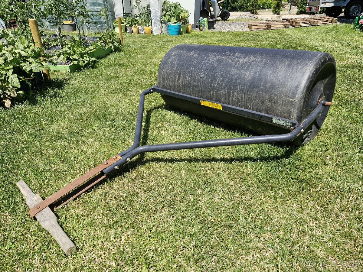 Zahradní válec AGRI-FAB 46 x 91 cm