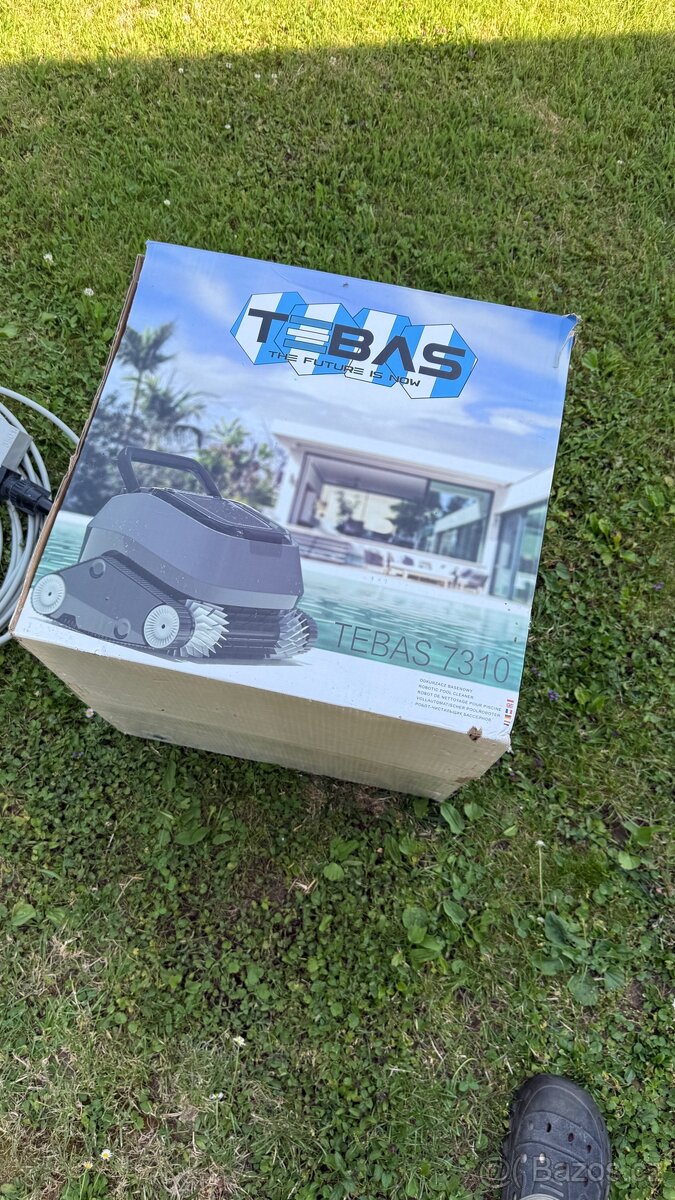 Bazénový vysavač automatický