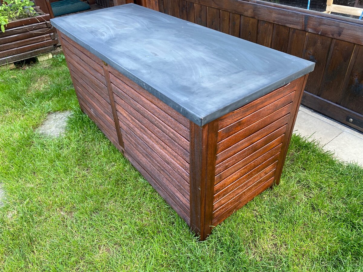 Starší úložný box