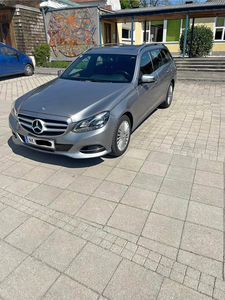 Mercedes-Benz E 200 CDI (2014) – automat, výbava, bez invest