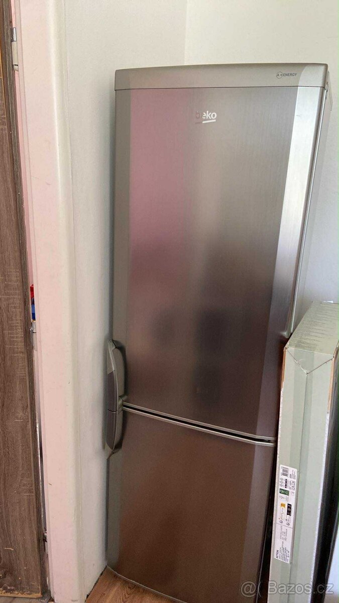 Lednice s mrazakem