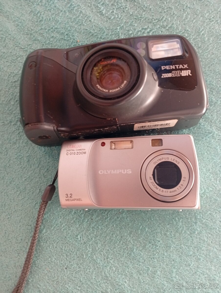 2 fotoaparáty retro starší retro