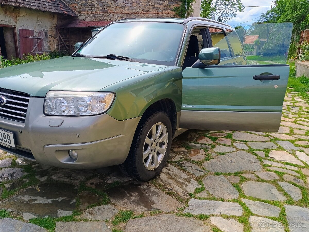 Subaru Forester SG 2.0i , automat LPG, 120tis