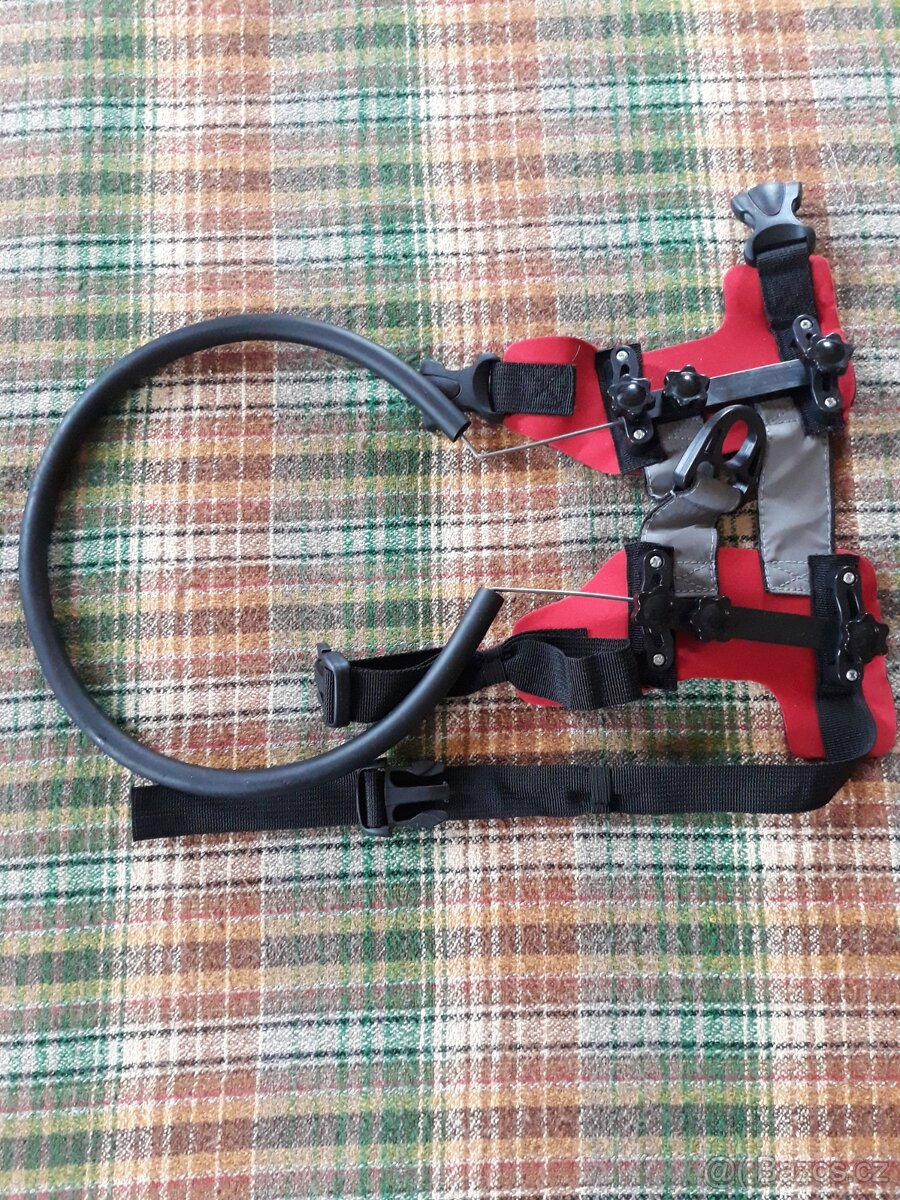 Prodám vodicí zařízení pro slepého psa – jako nové, použito