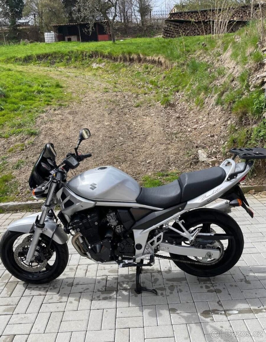 Suzuki bandit 650r r.v.2005