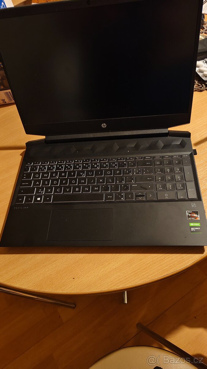 Prodám herní notebook HP gaming 15 pavilon