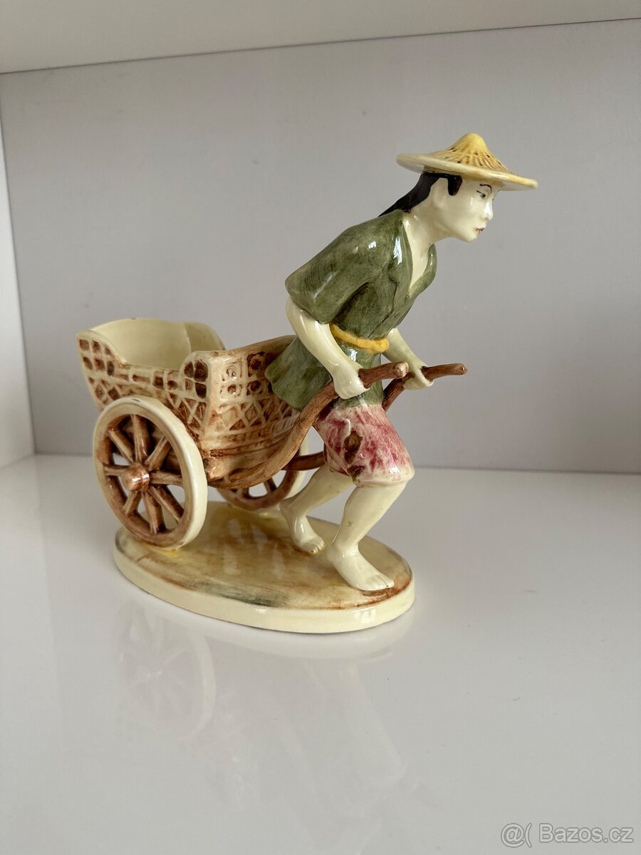 ROYAL DUX - Číňan s vozíkem