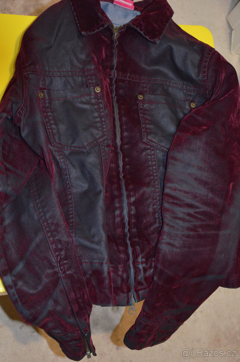 Bunda dámská červená vel.M