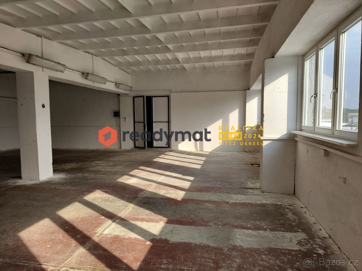 Pronájem skladových prostor 144 m2 v průmyslovém areálu, Hod