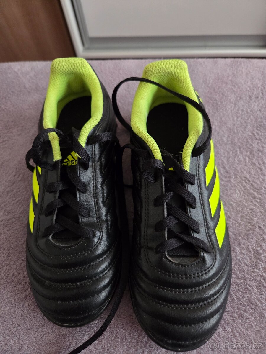 Kopačky Adidas turfy vel. 32
