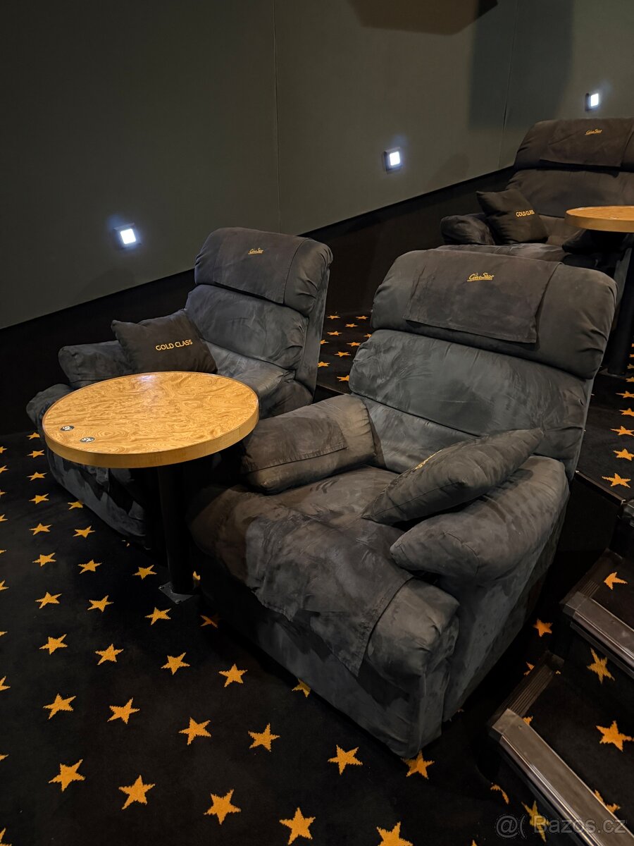Křesla z Gold Class CineStar Anděl