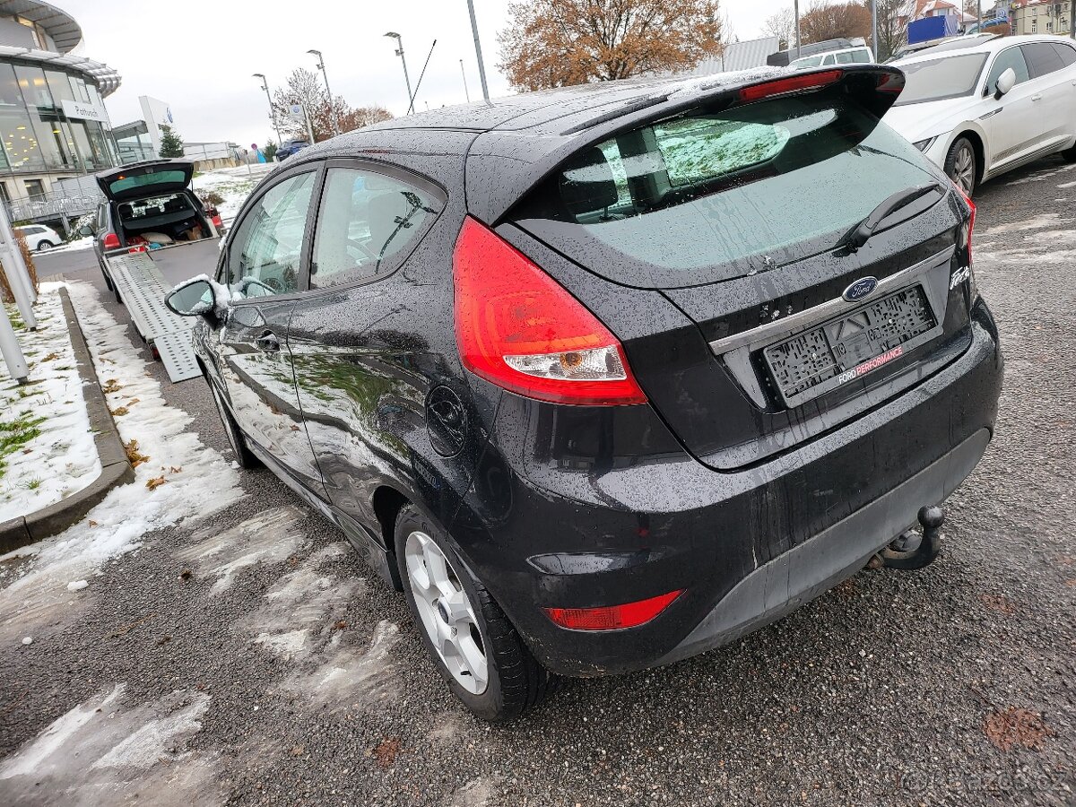 Ford Fiesta 1.25i ST line, VYHŘ.SEDADLA, VYHŘ.ČELNÍ SKLO