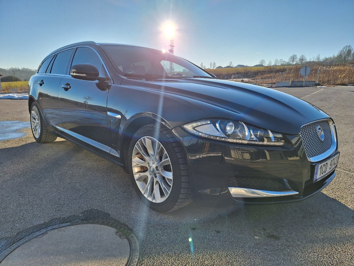 Jaguar XF 2.2 D 147Kw Udržovaný vůz