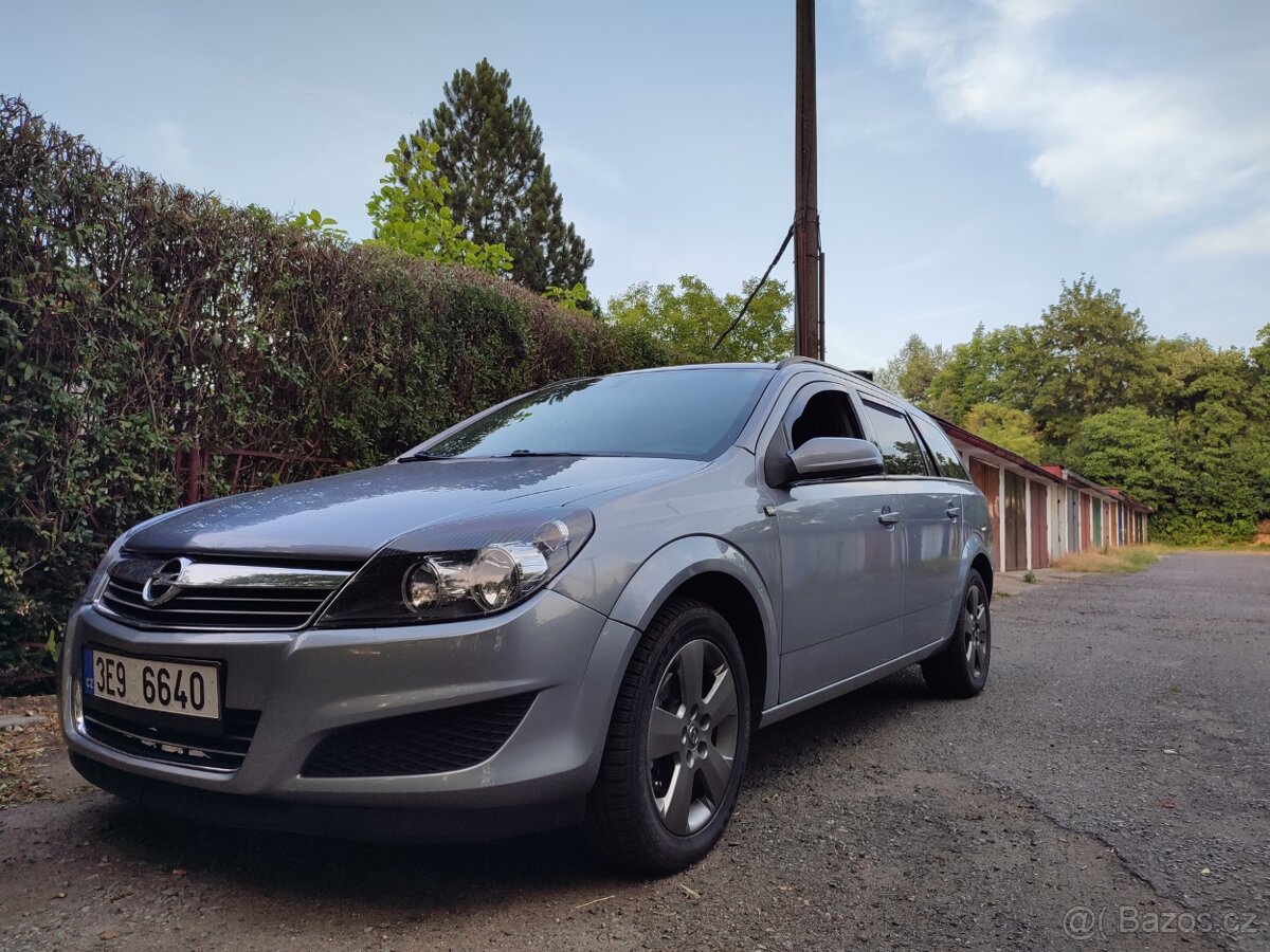Opel Astra H 1.7 cdti 59kw top stav investováno
