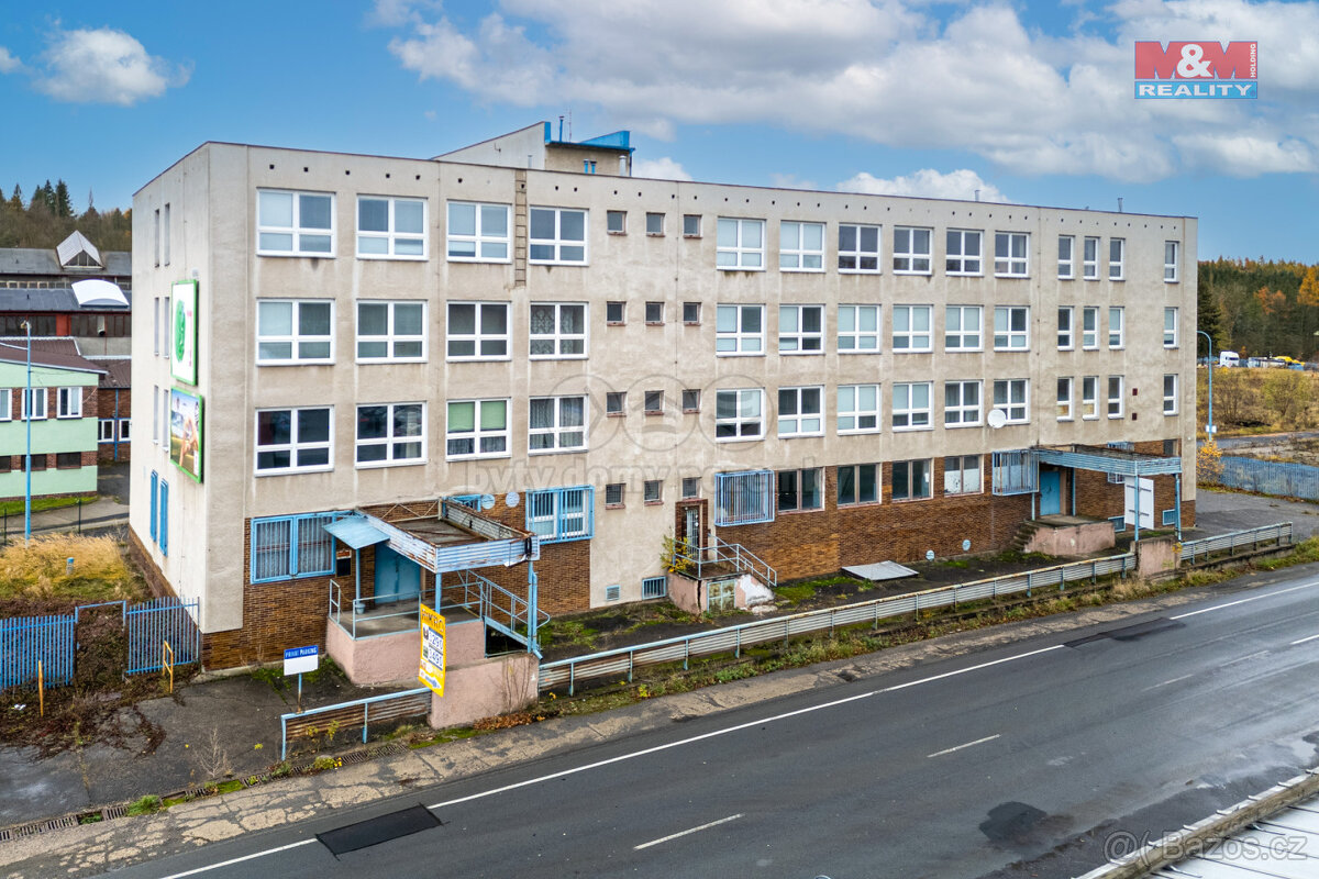 Prodej výrobního objektu, 2.707 m², Sokolov, ul. Chebská