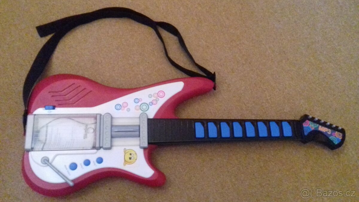 Elektronická kytara i pro MP3-jako nová
