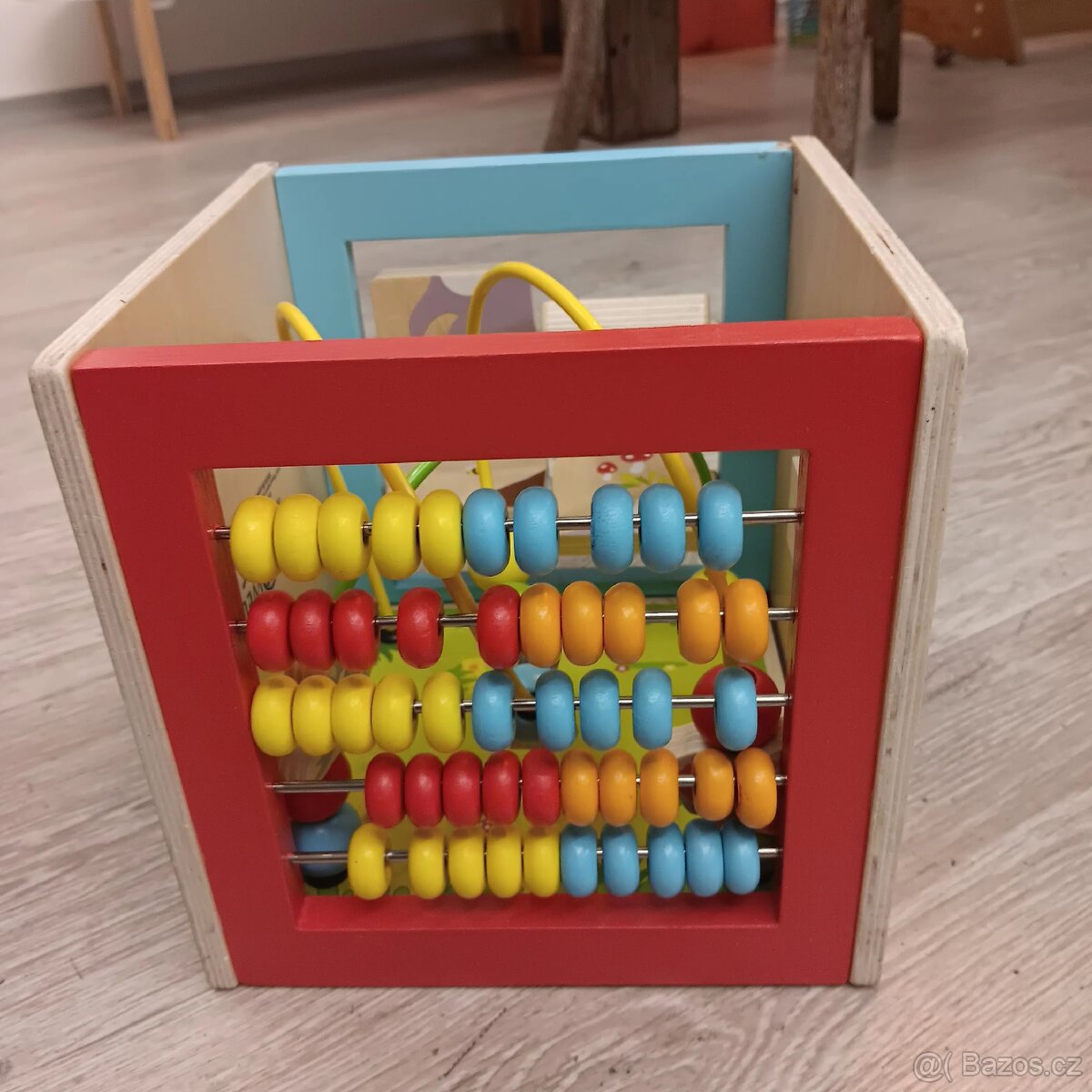 Drevena montessori kostka