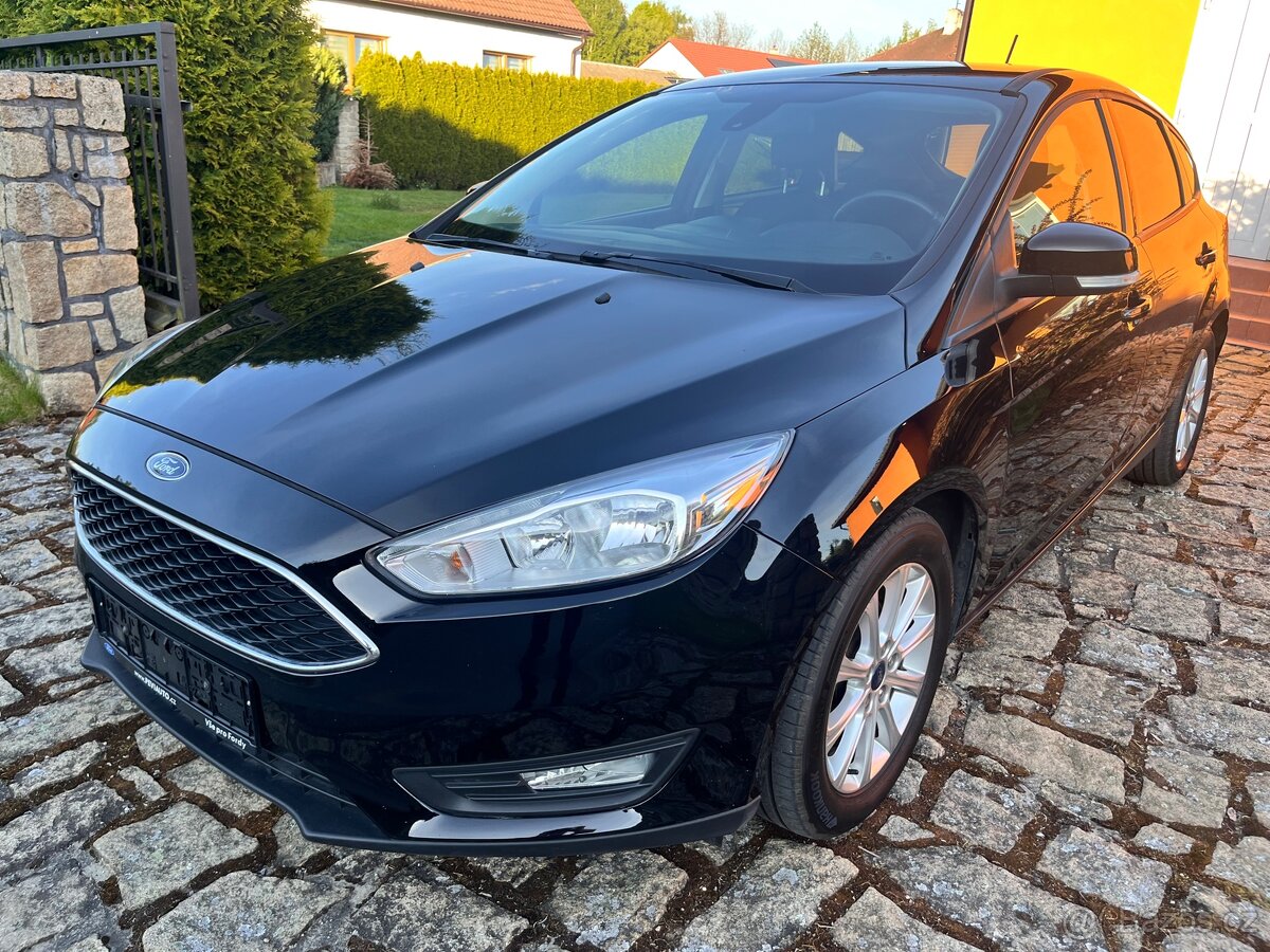 Ford Focus Hatchback benzin 74 kw 6/2018 najeto 78 tis km