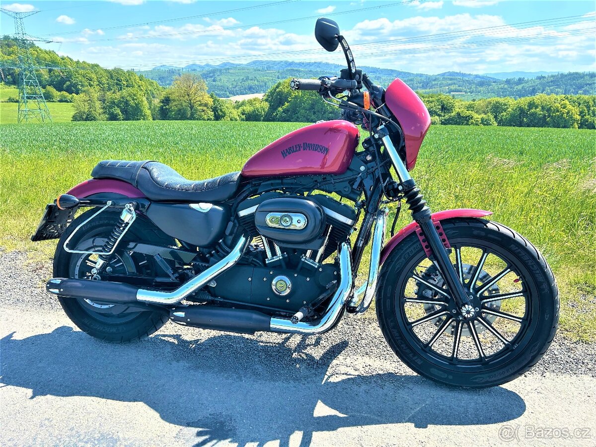 Harley - Davidson Sportster Iron 883