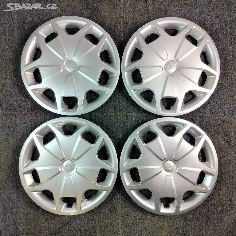 Poklice Ford 16" 4ks
