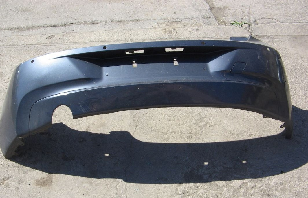 Prodám zadní nárazník BMW 1 F20, 2013