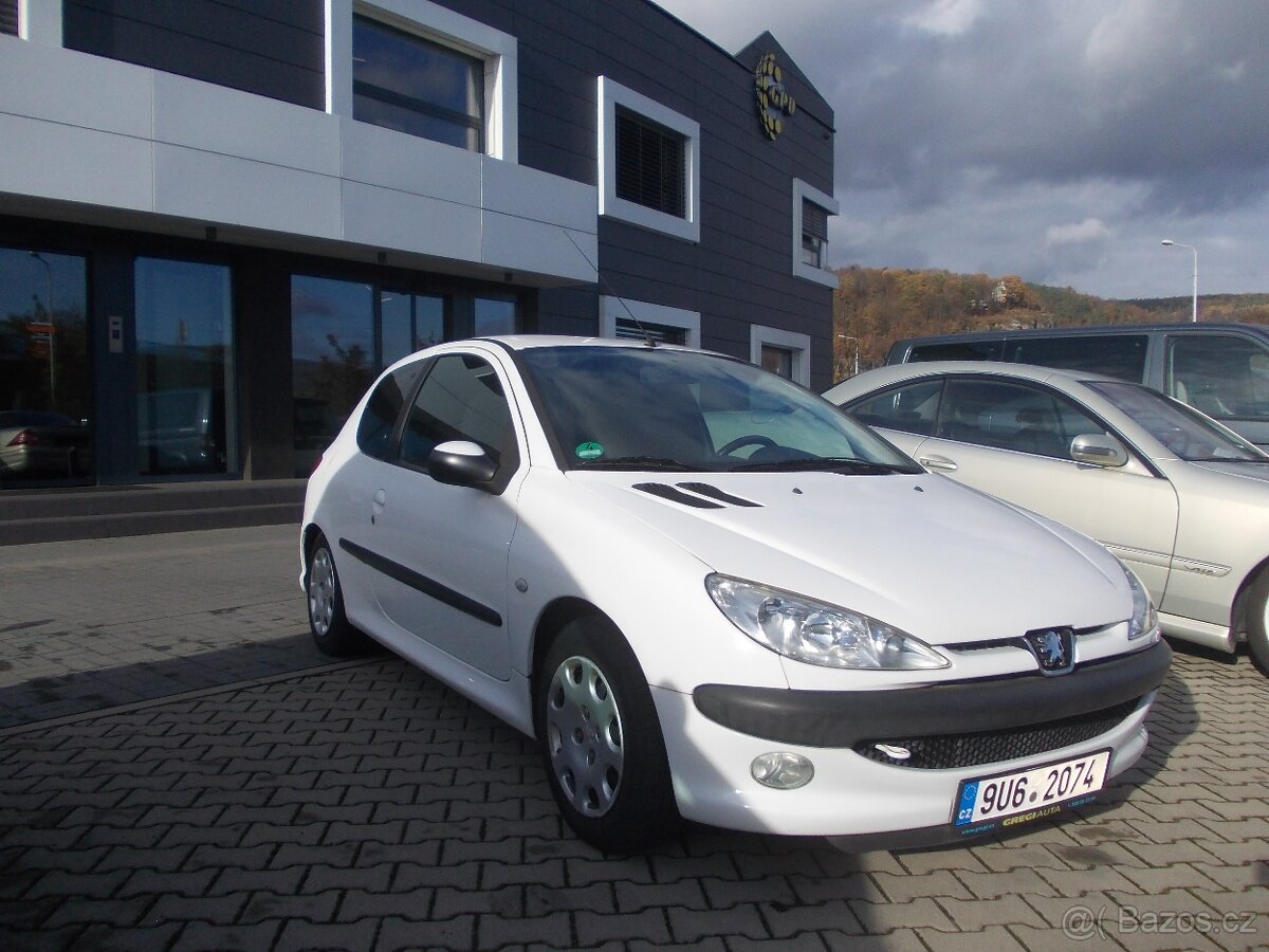 Peugeot 206, 1.4i 55kw