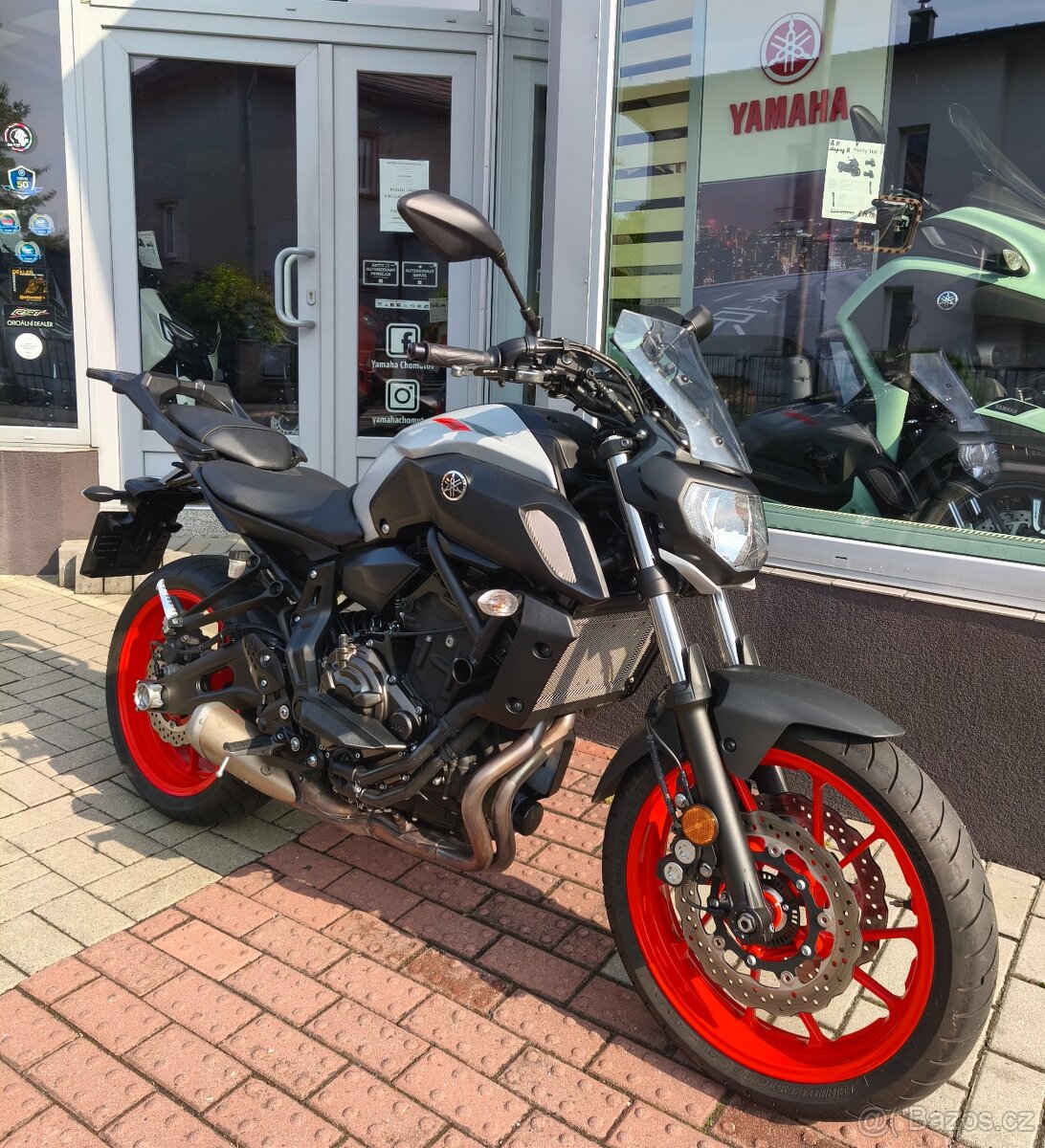 YAMAHA MT-07