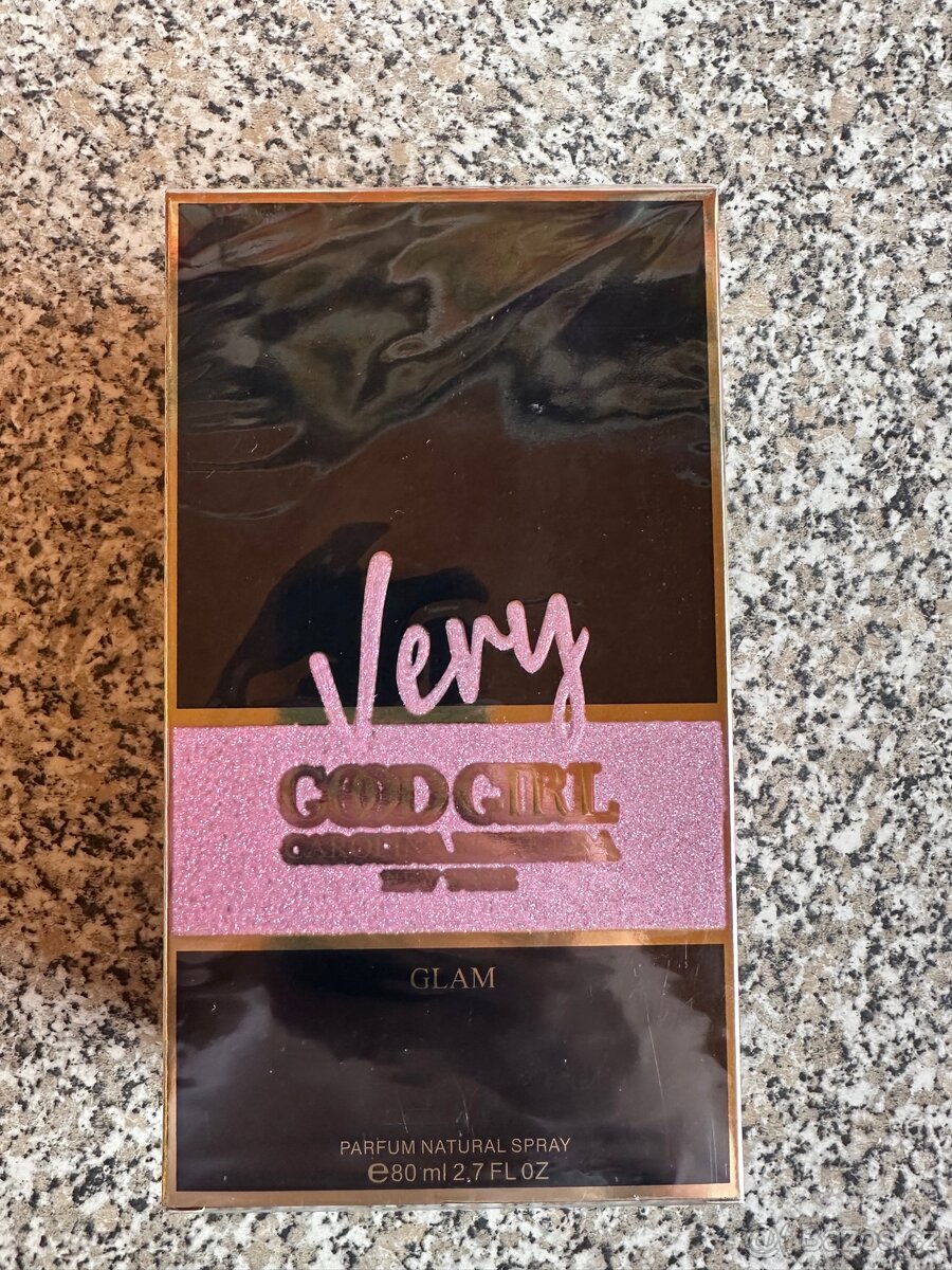Very good girl carolina herrera