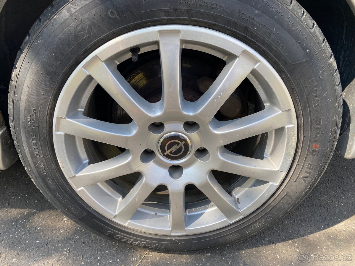 Lité kola 15” letní pneu 205/55/R16