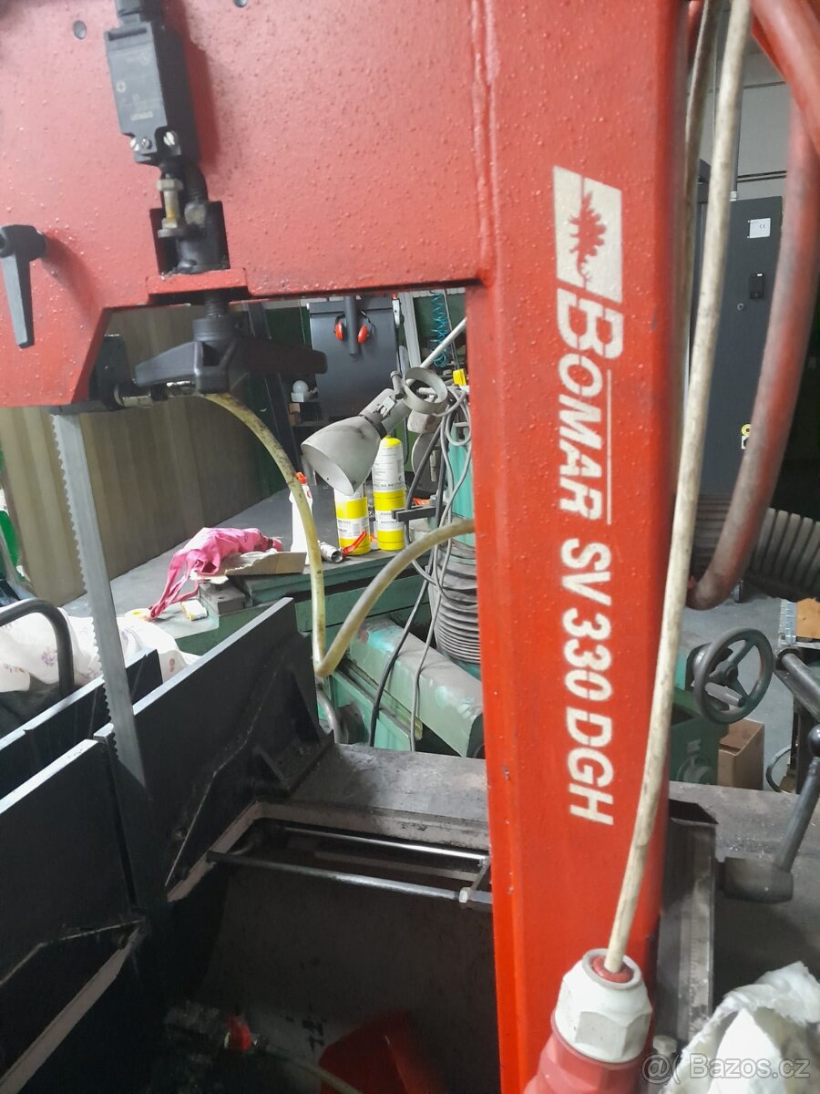 Pila bomar sv300