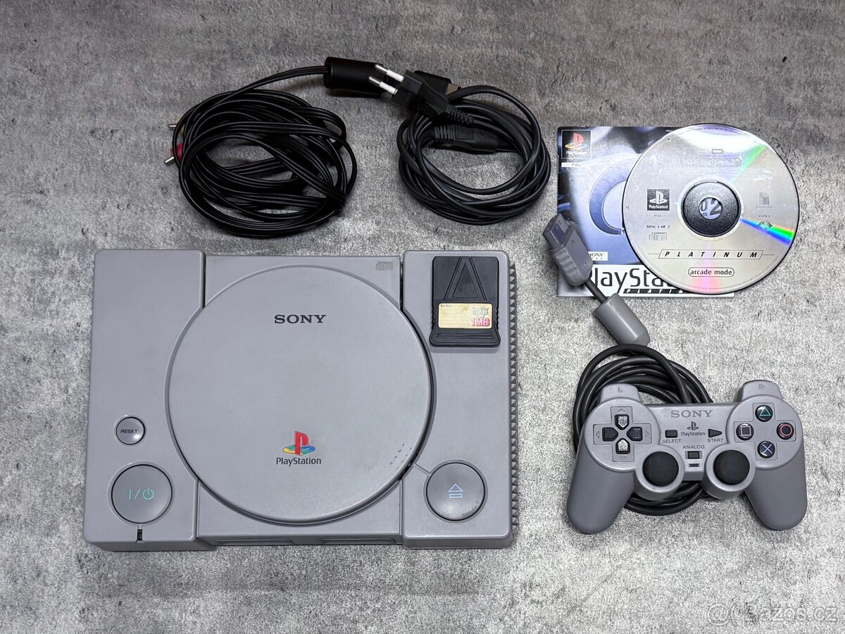 - PS1 Sony Scph-9002 konzole+ hra Gran Turismo -