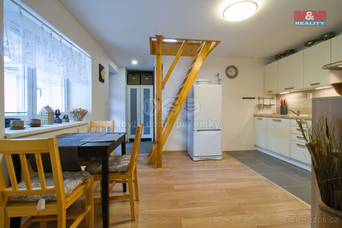 Prodej rodinného domu, 216 m², Lhenice, Bžany