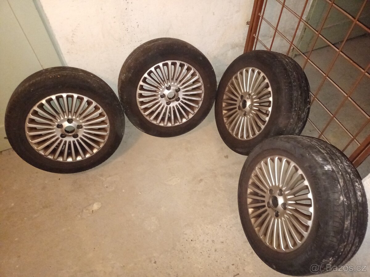 Elektrony-disky-kola R16 z Ford Mondeo mk4 a letní pneu