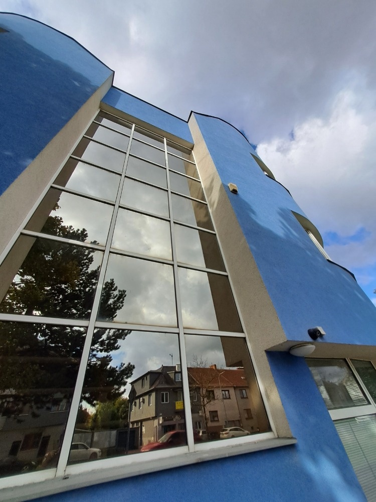 Kancel. od MAJITELE - 40 - 400 m2 -BRNO- ul. Bohunická