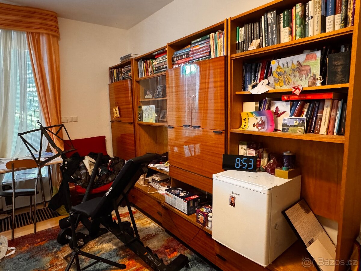 Obývací stěna zdarma za odvoz