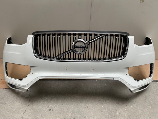 Volvo XC90 2015- přední nárazník